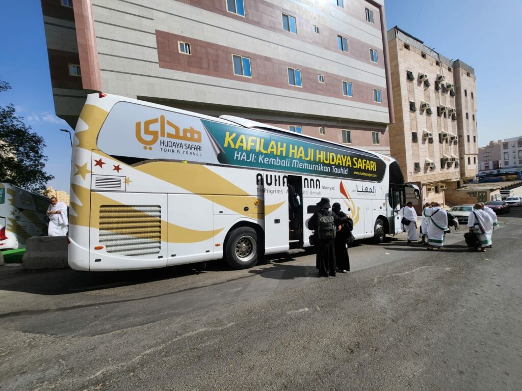 bus-haji-almuhanna-mumyaz-9